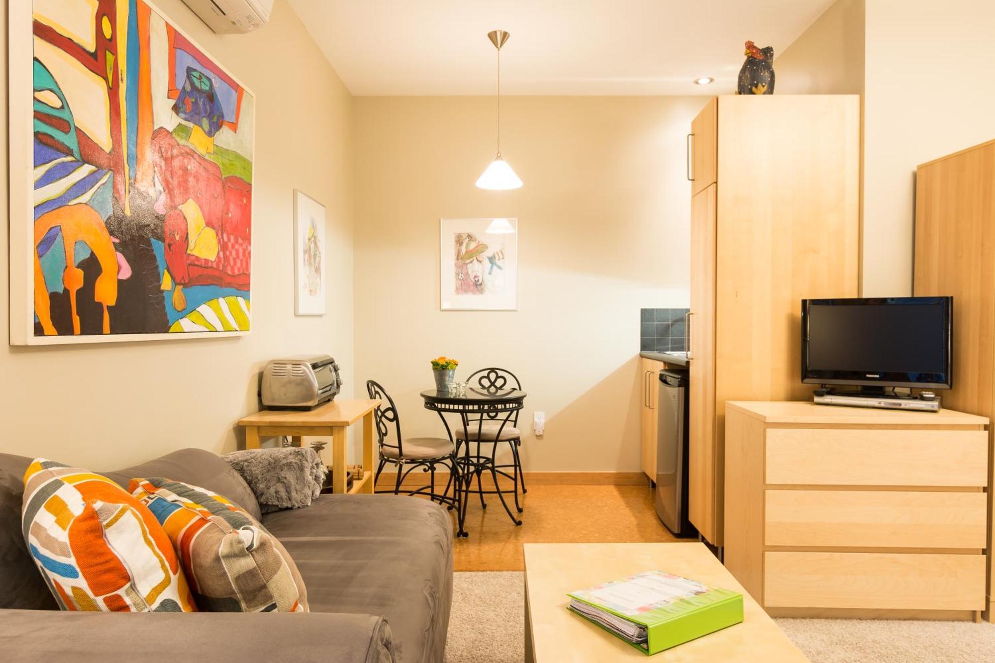 פנטיקטון Cormier'S Studio Guest Suites מראה חיצוני תמונה
