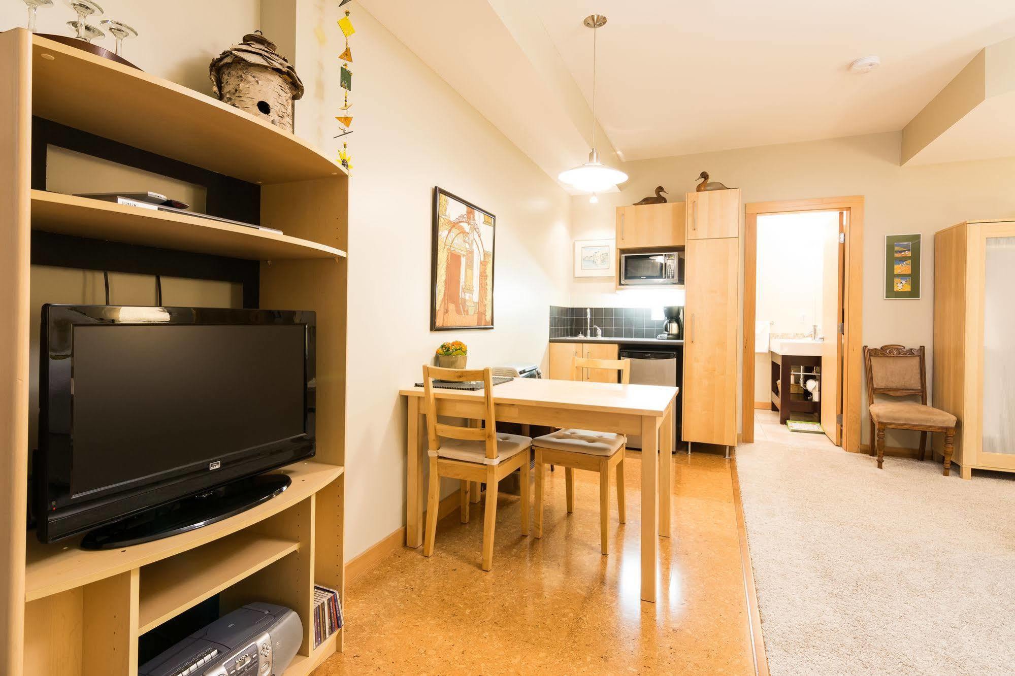פנטיקטון Cormier'S Studio Guest Suites מראה חיצוני תמונה